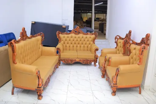 Royal executive set